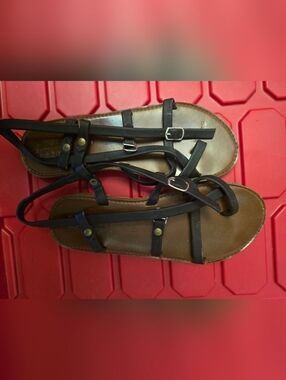 Women’s Black Strappy Flat Sandals